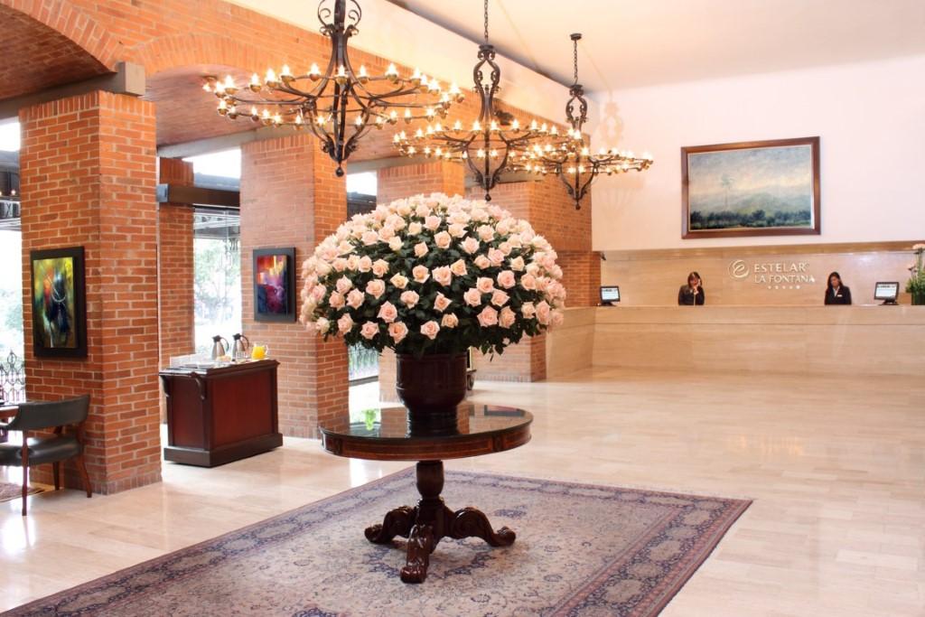 Hotel Estelar La Fontana Bogota Bagian luar foto