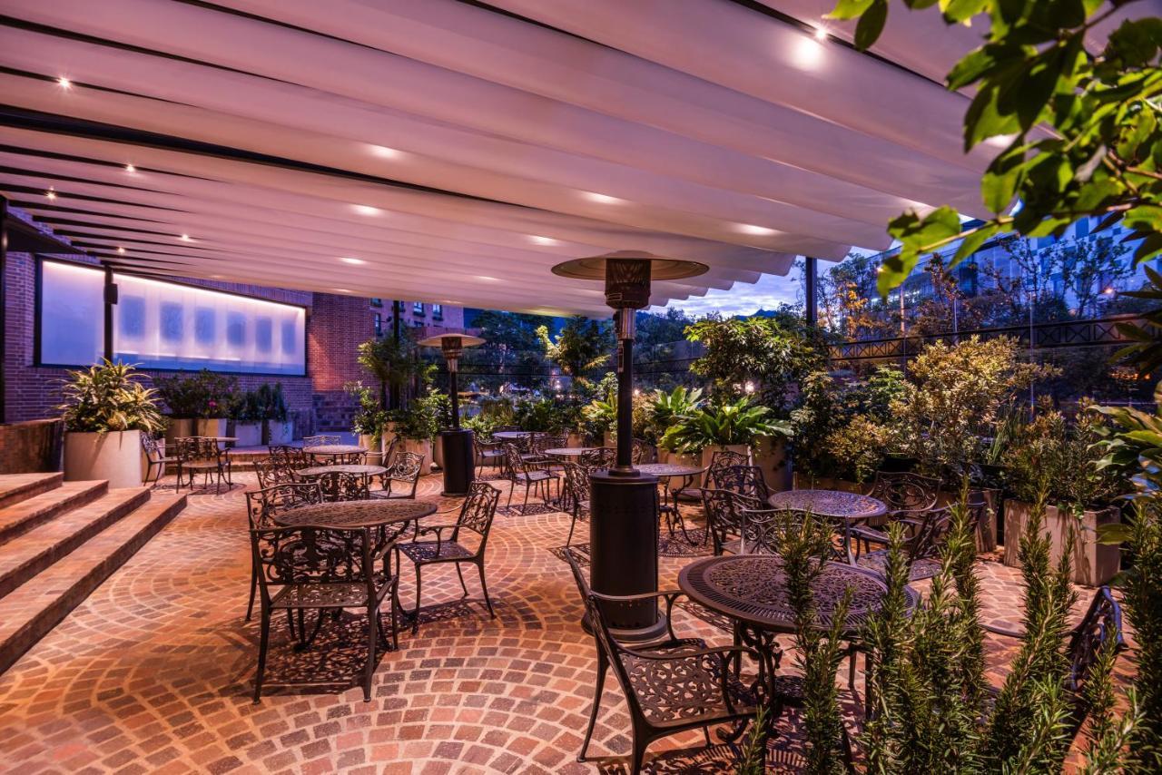 Hotel Estelar La Fontana Bogota Bagian luar foto The Terrace at the Four Seasons Hotel