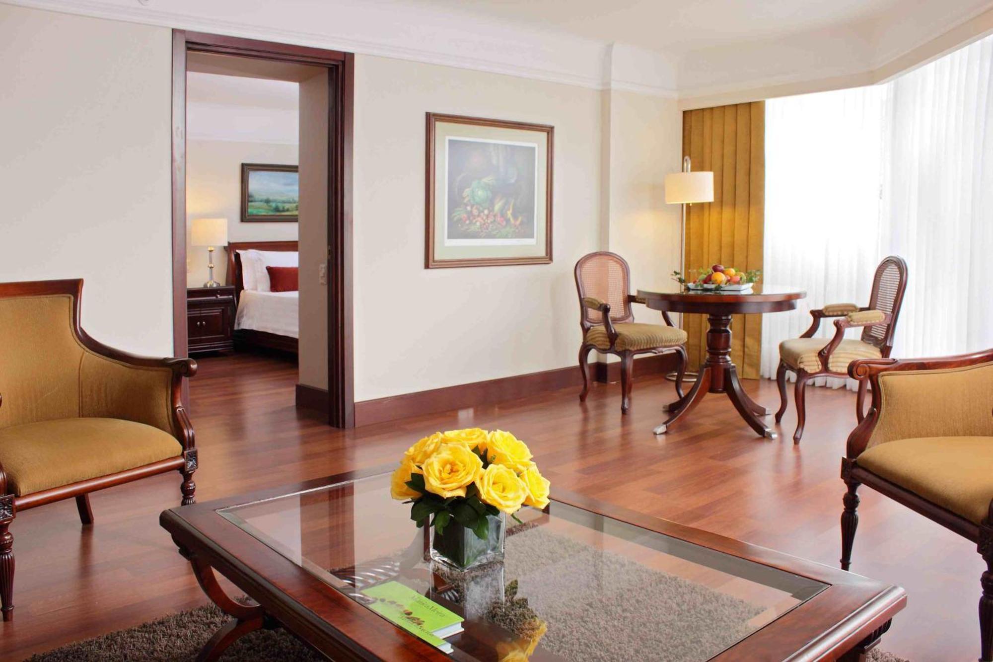 Hotel Estelar La Fontana Bogota Bagian luar foto Suite at the InterContinental Hotel, Addis Ababa