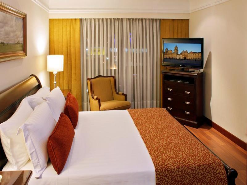 Hotel Estelar La Fontana Bogota Ruang foto