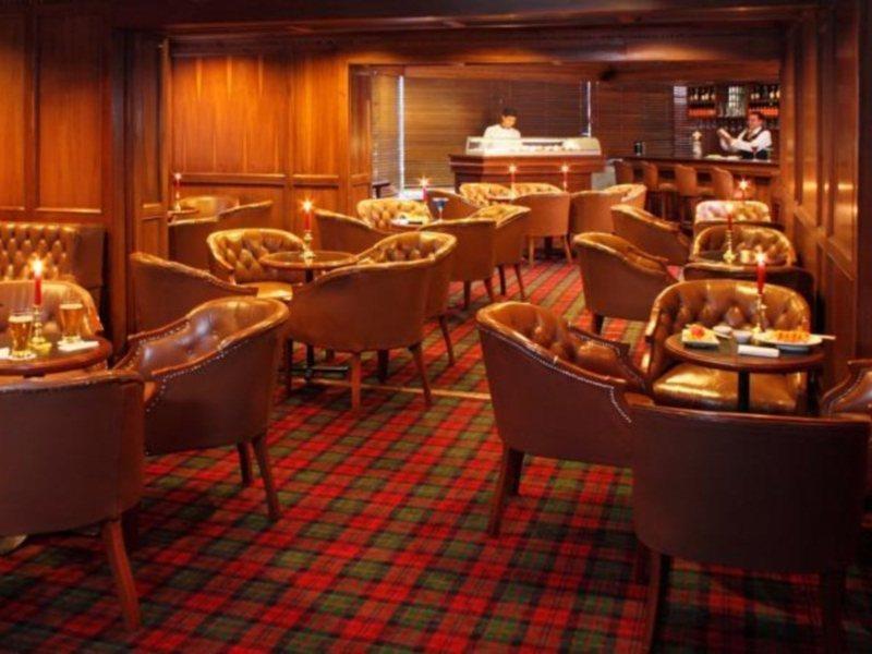 Hotel Estelar La Fontana Bogota Bagian luar foto The interior of the bar