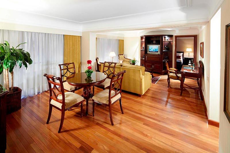 Hotel Estelar La Fontana Bogota Bagian luar foto Suite at the InterContinental